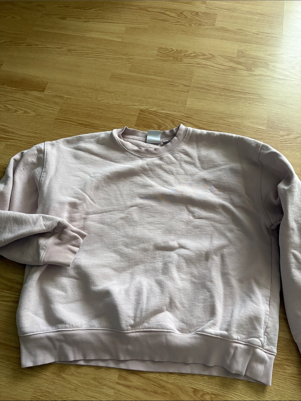 Aritzia Crewneck Sweater in Light Pink